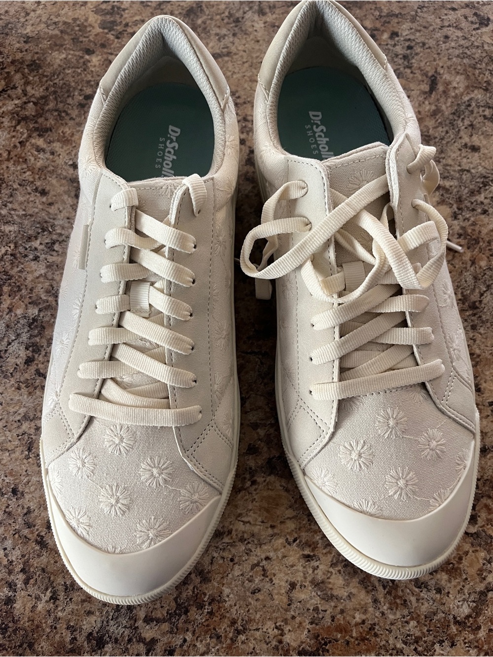 Dr. Scholl's Cream Floral Embroidered Women's Sneakers